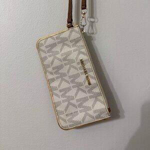 Michael Kors Clutch Wristlet